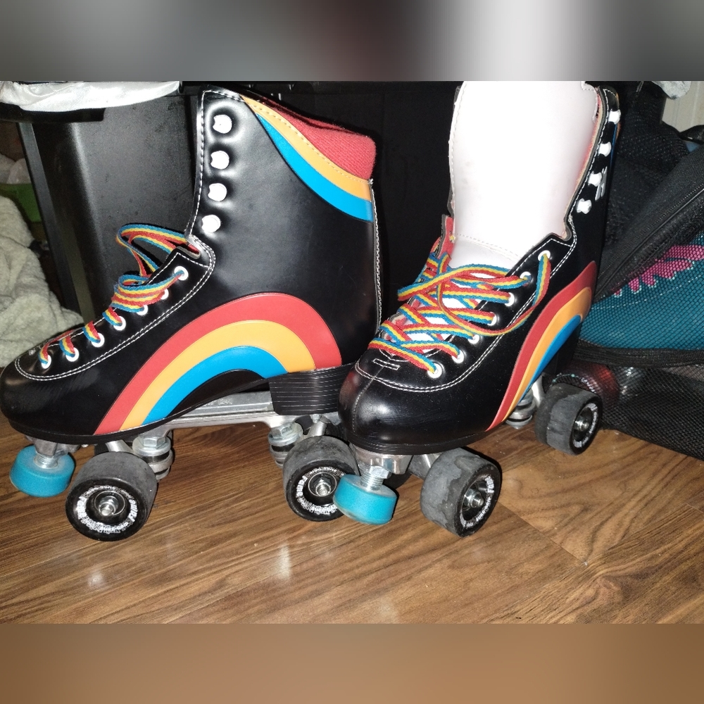 Women's sz 8 Moxi Roller Skates